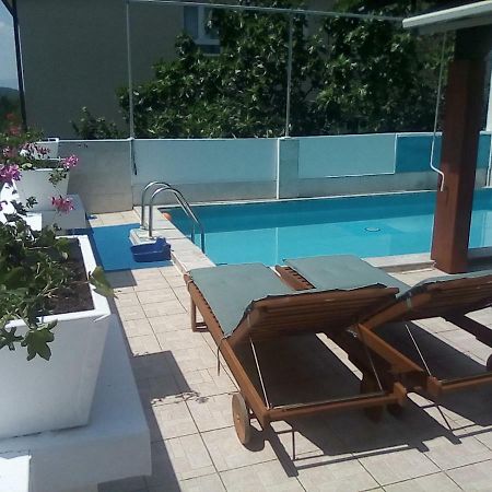Vila Brig 108 - Private Swimming Pool And Jacuzzi リエカ エクステリア 写真