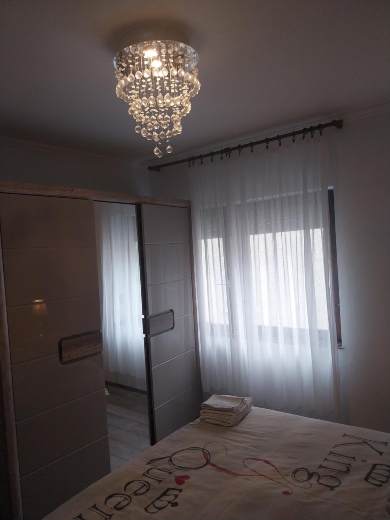 Vila Brig 108 - Private Swimming Pool And Jacuzzi リエカ エクステリア 写真